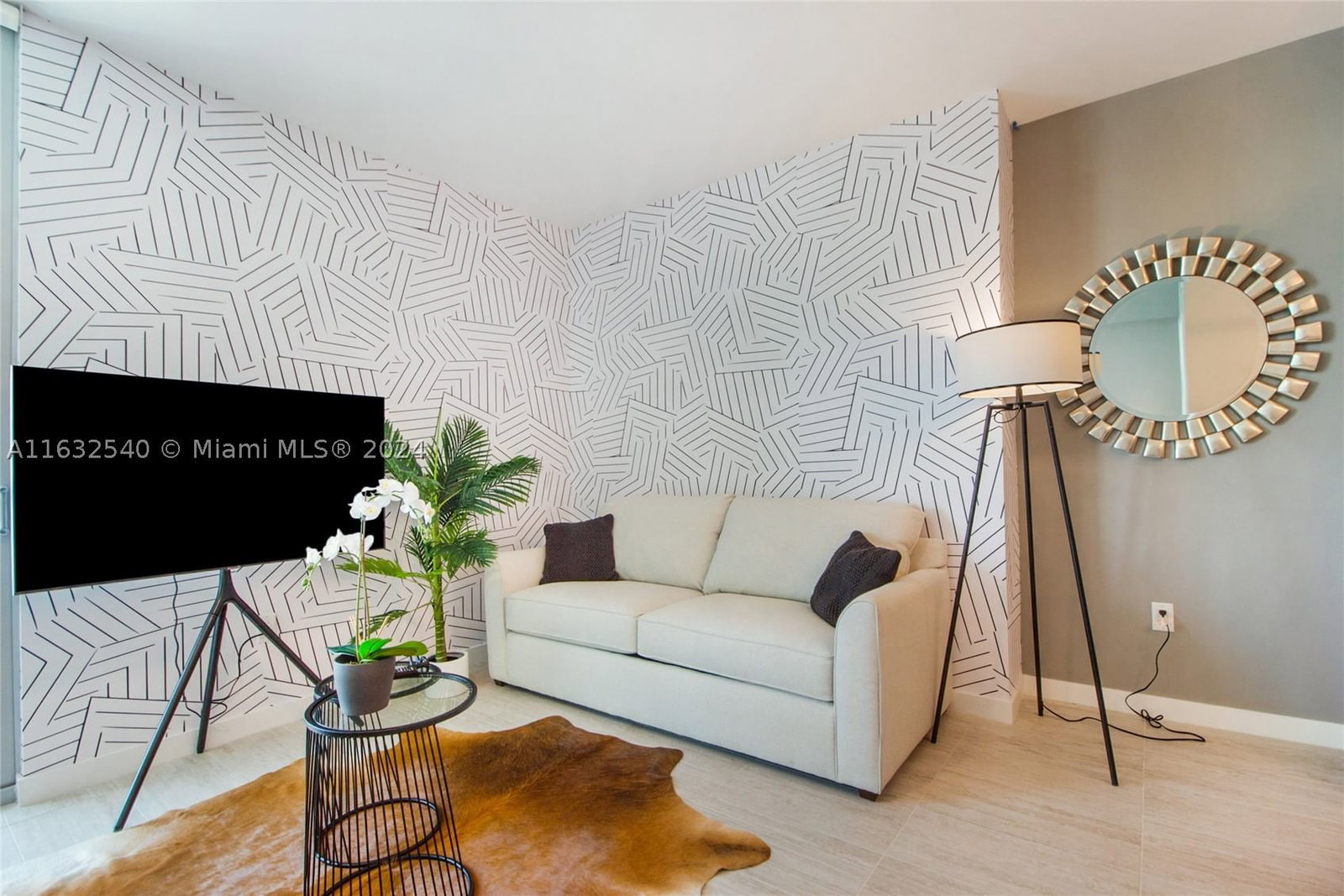 Real estate property located at 3900 Biscayne Blvd N-917, Miami-dade, Quadro Condo, Miami, FL