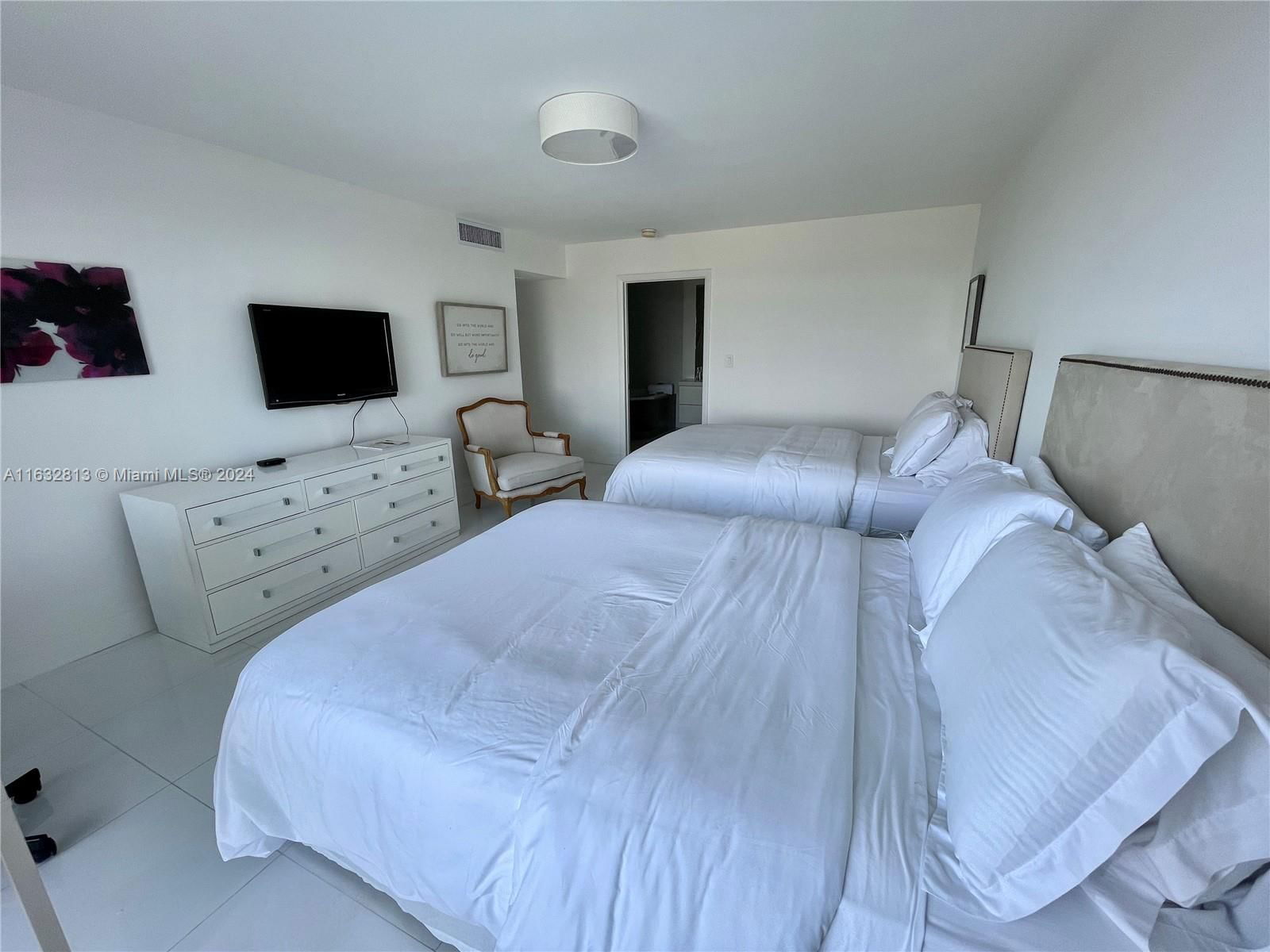 Real estate property located at 5161 Collins Ave #1718, Miami-dade, Seacoast 5151 Condo, Miami Beach, FL