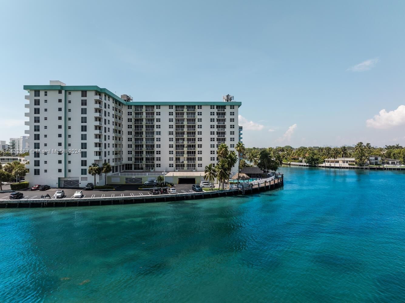 Real estate property located at 10350 Bay Harbor Dr #2T, Miami-Dade, ISLAND POINTE CONDO, Bay Harbor Islands, FL