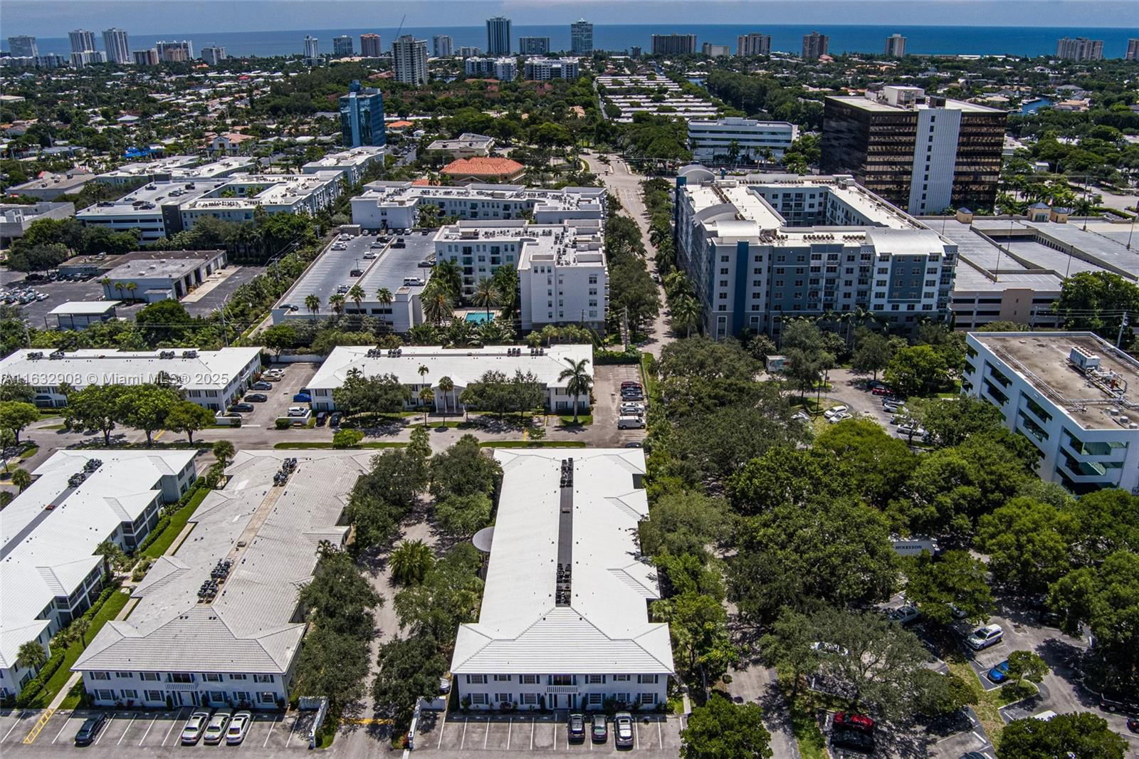 Real estate property located at 2250 66th St #1524, Broward, IMPERIAL POINT COLONNADES, Fort Lauderdale, FL