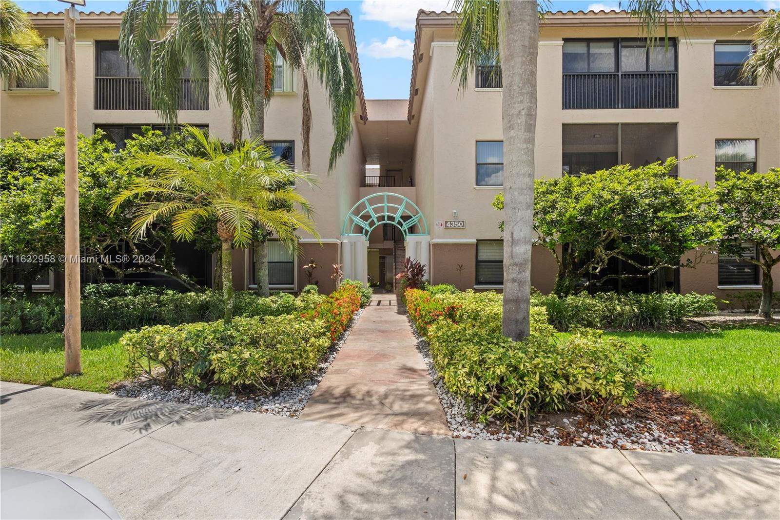 Real estate property located at 4350 30th St #137, Broward, BAYPORT VILLAGE C CONDO, Coconut Creek, FL