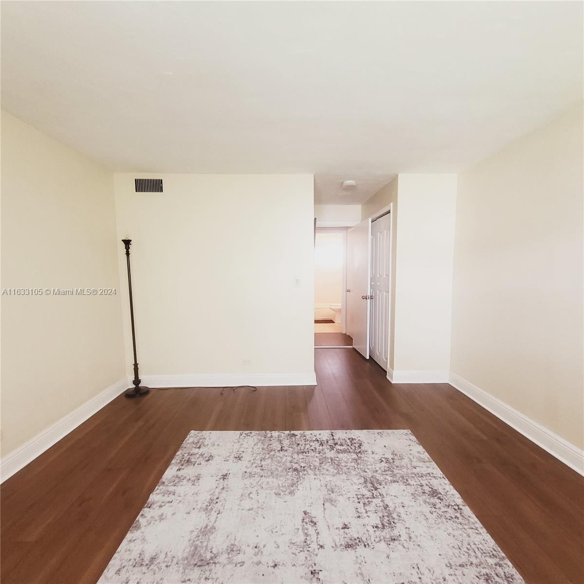 Real estate property located at 4740 10th Ct #210, Broward, Lake Park Gardens 7 Inc C, Plantation, FL