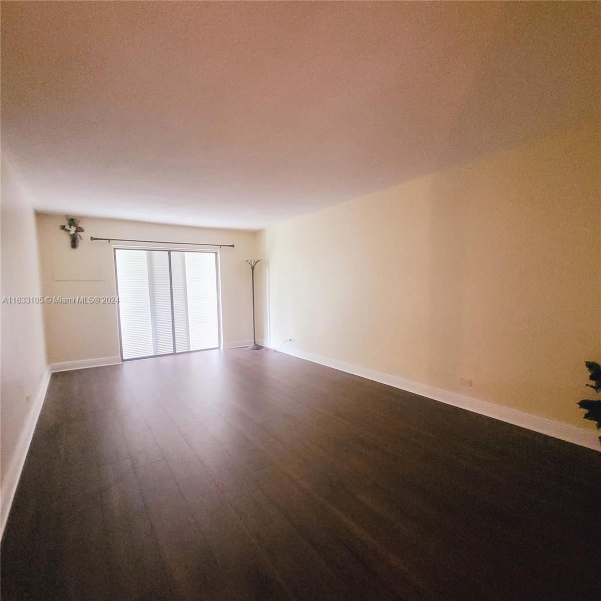 Real estate property located at 4740 10th Ct #210, Broward, Lake Park Gardens 7 Inc C, Plantation, FL
