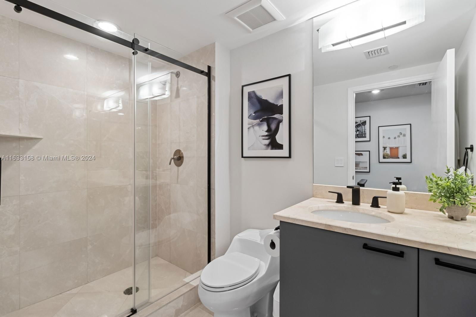 Real estate property located at 3301 183rd St #3004, Miami-dade, The Peninsula Ii Condo, Aventura, FL