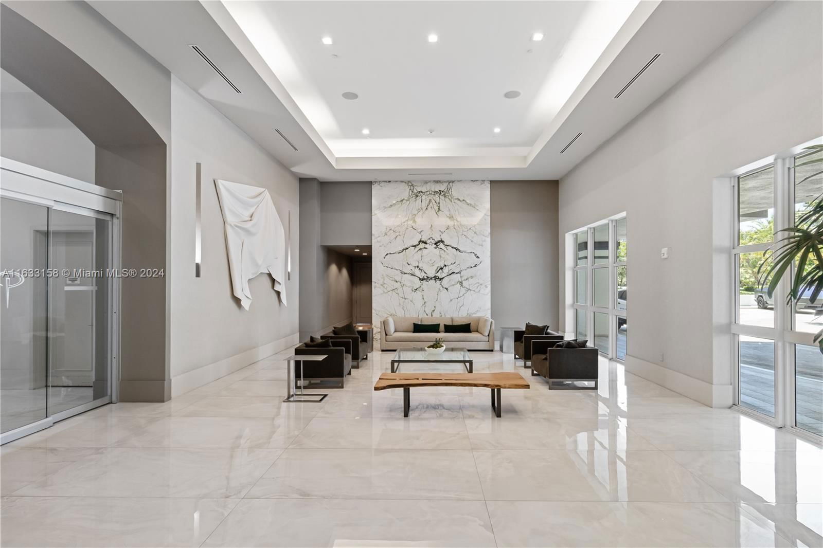 Real estate property located at 3301 183rd St #3004, Miami-dade, The Peninsula Ii Condo, Aventura, FL
