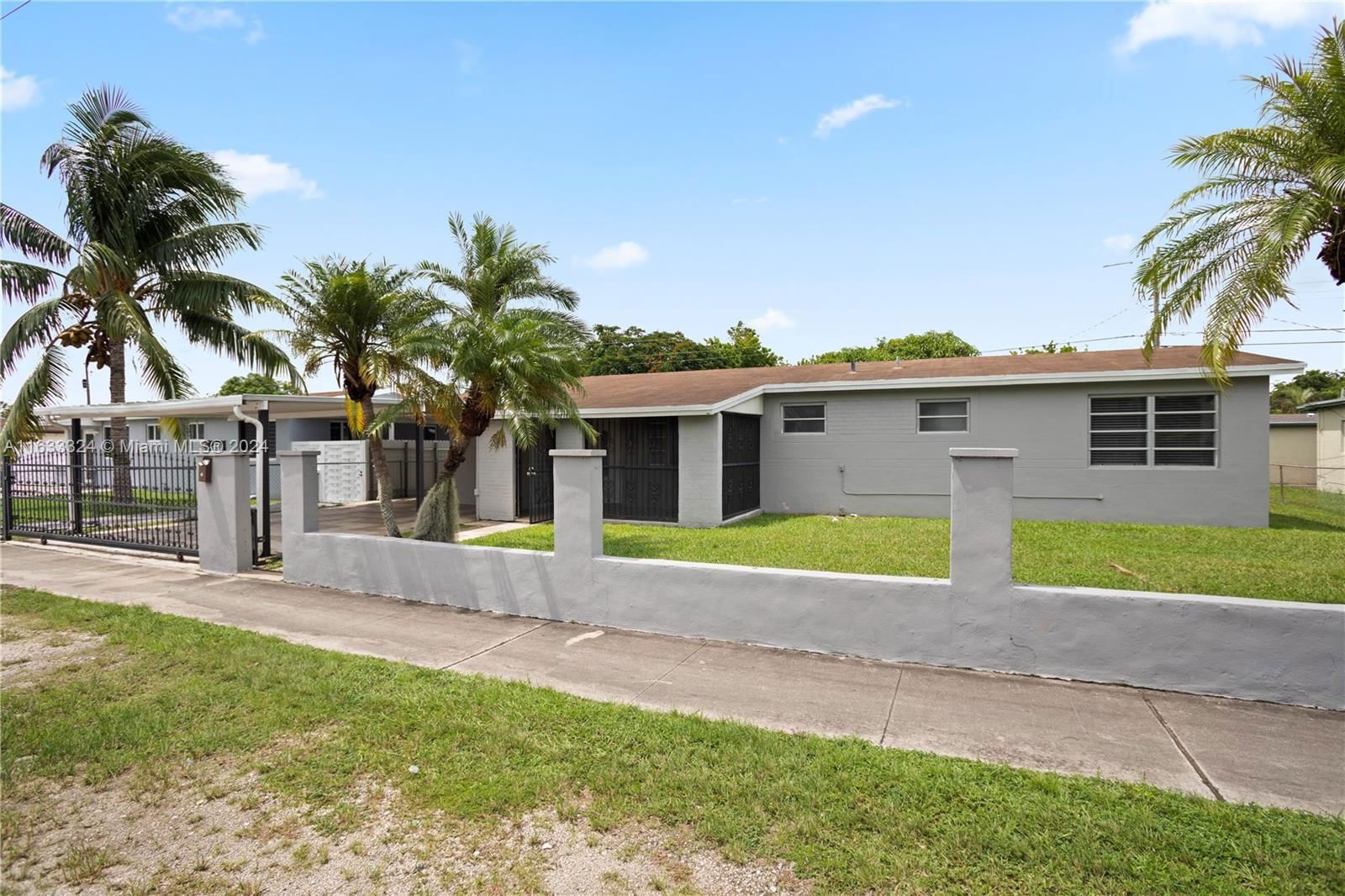 Real estate property located at 10315 152nd St, Miami-Dade, ARMSTRONG MNR, Miami, FL