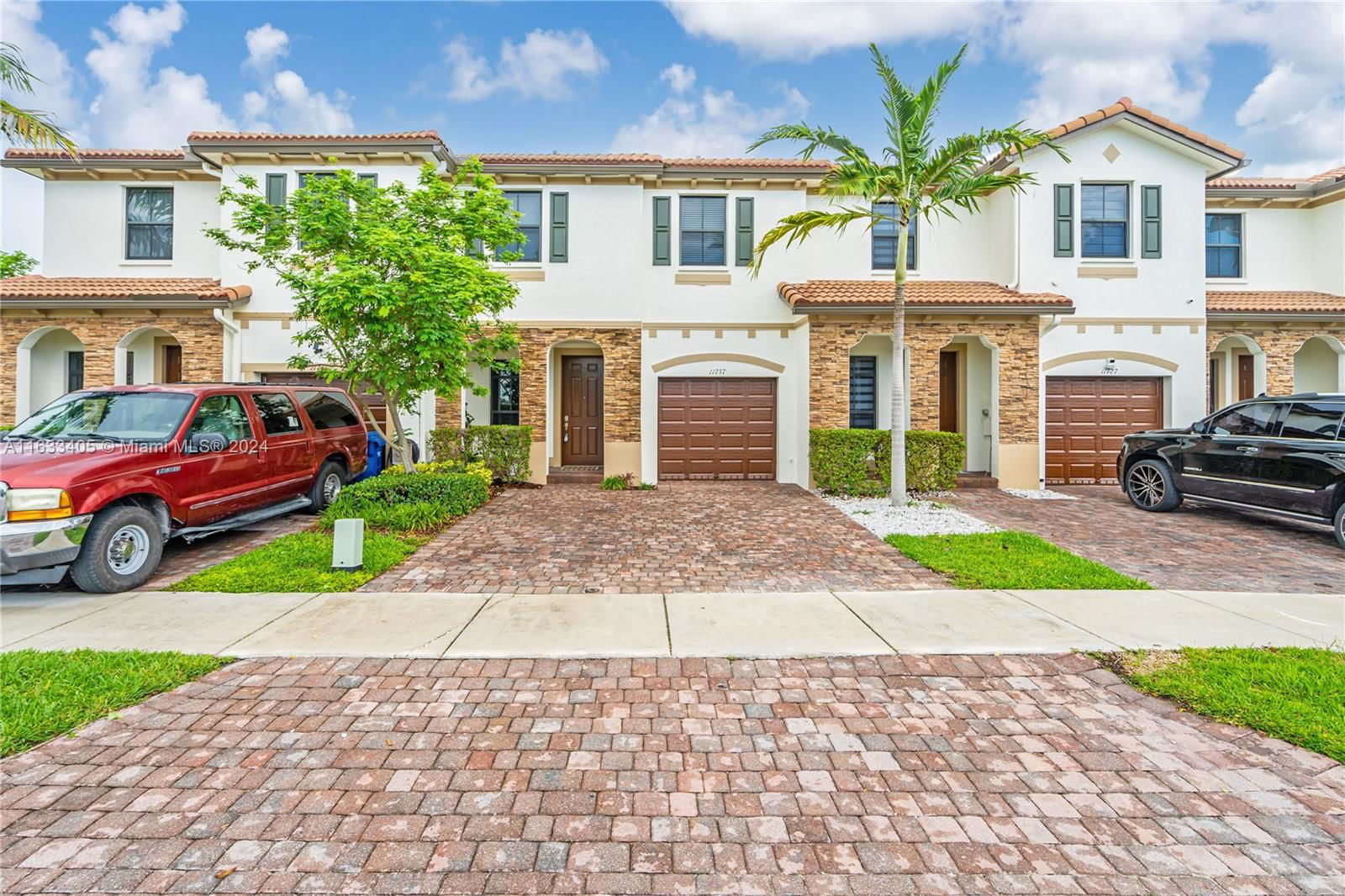 Real estate property located at 11737 239th St, Miami-Dade, SILVER PALM WEST, Homestead, FL