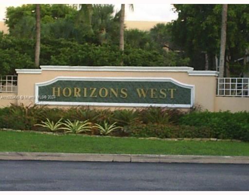 Real estate property located at 8420 133 Av Rd #213, Miami-Dade, HORIZONS WEST CONDO #2, Miami, FL