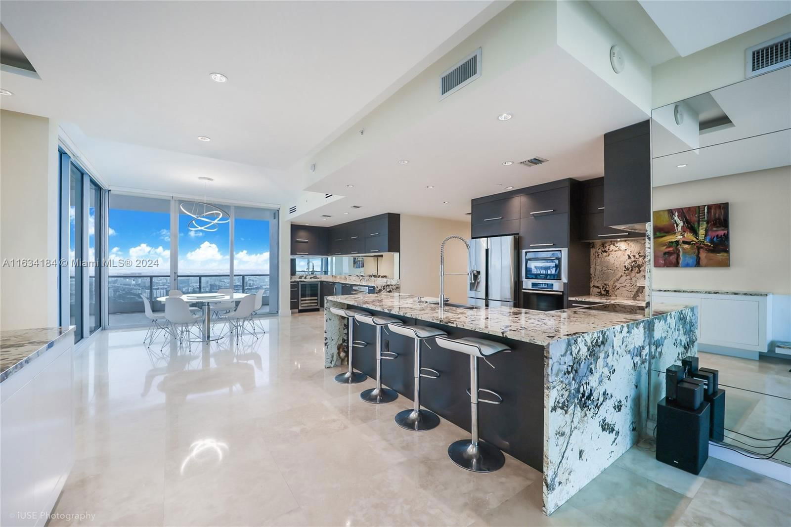 Real estate property located at 900 Biscayne Blvd #5001, Miami-Dade County, 900 BISCAYNE BAY CONDO, Miami, FL