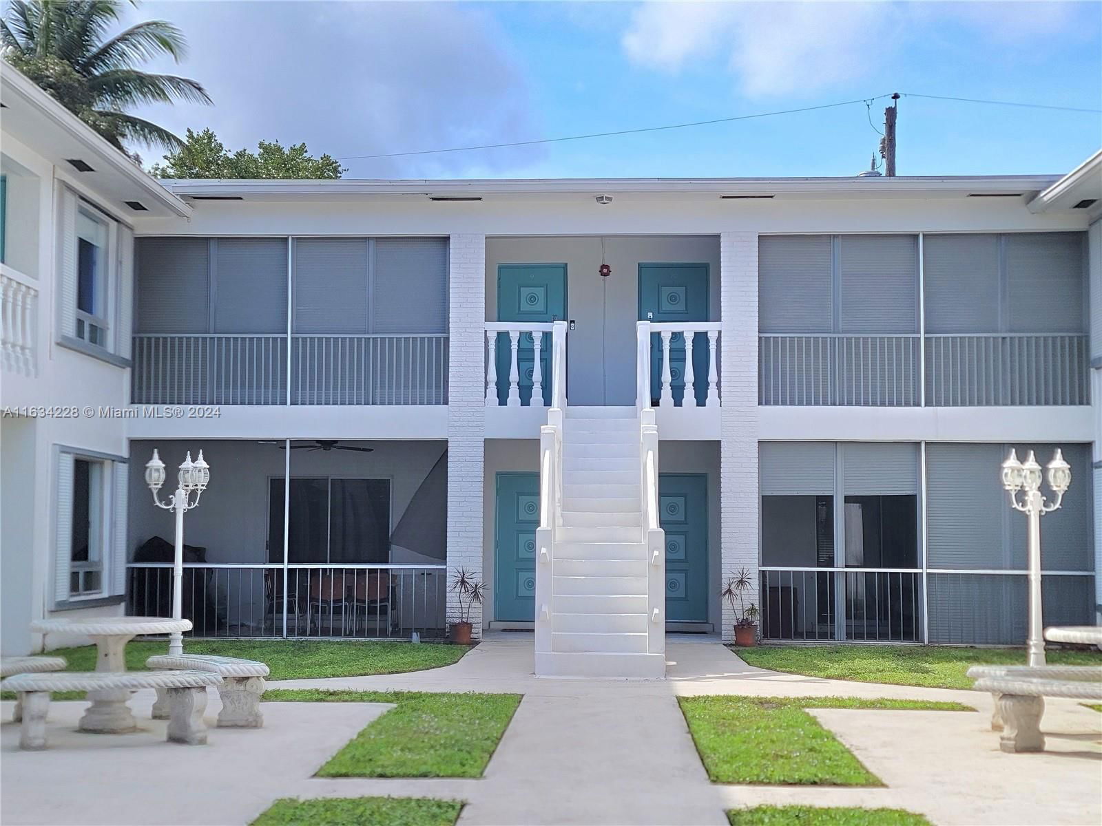 Real estate property located at 1110 16th Ave #2A, Broward, GARDEN TERRACE APTS NO 9, Hollywood, FL