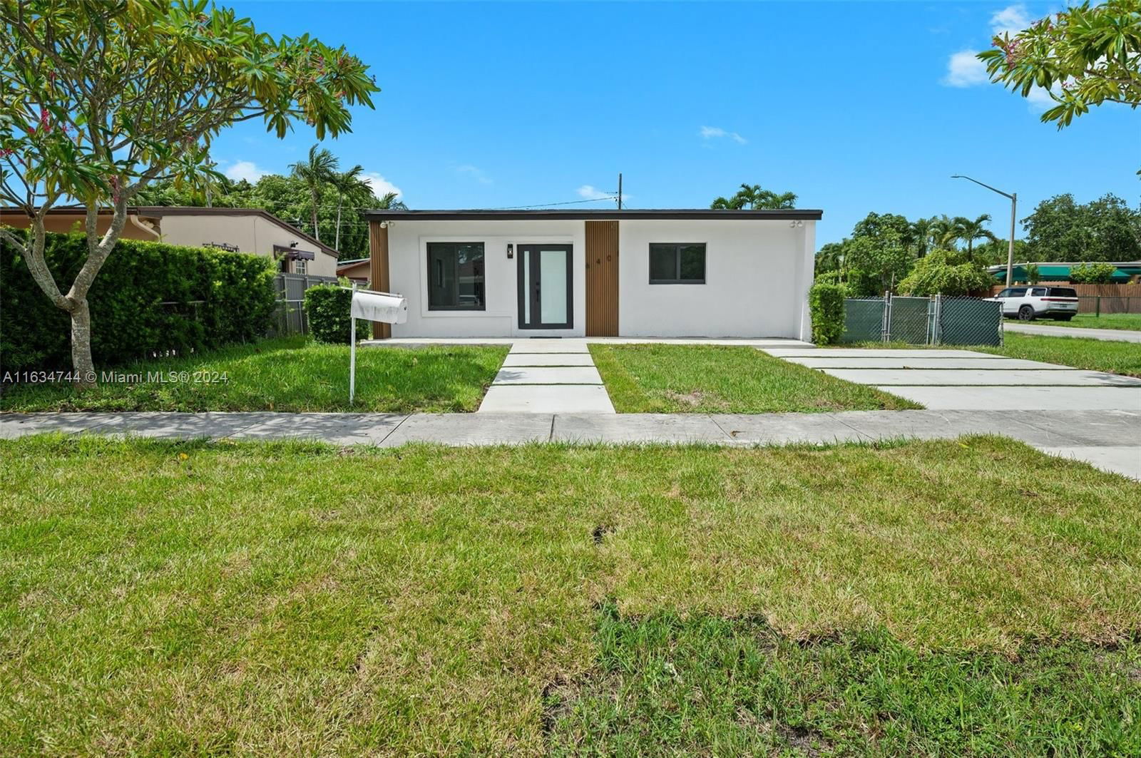 Real estate property located at 6401 38th St, Miami-Dade, CENTRAL MIAMI PART 2, Miami, FL