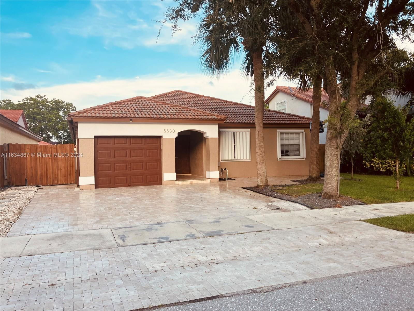 Real estate property located at 5530 49th Way, Broward, WINSTON PARK SECTION ONE, Coconut Creek, FL