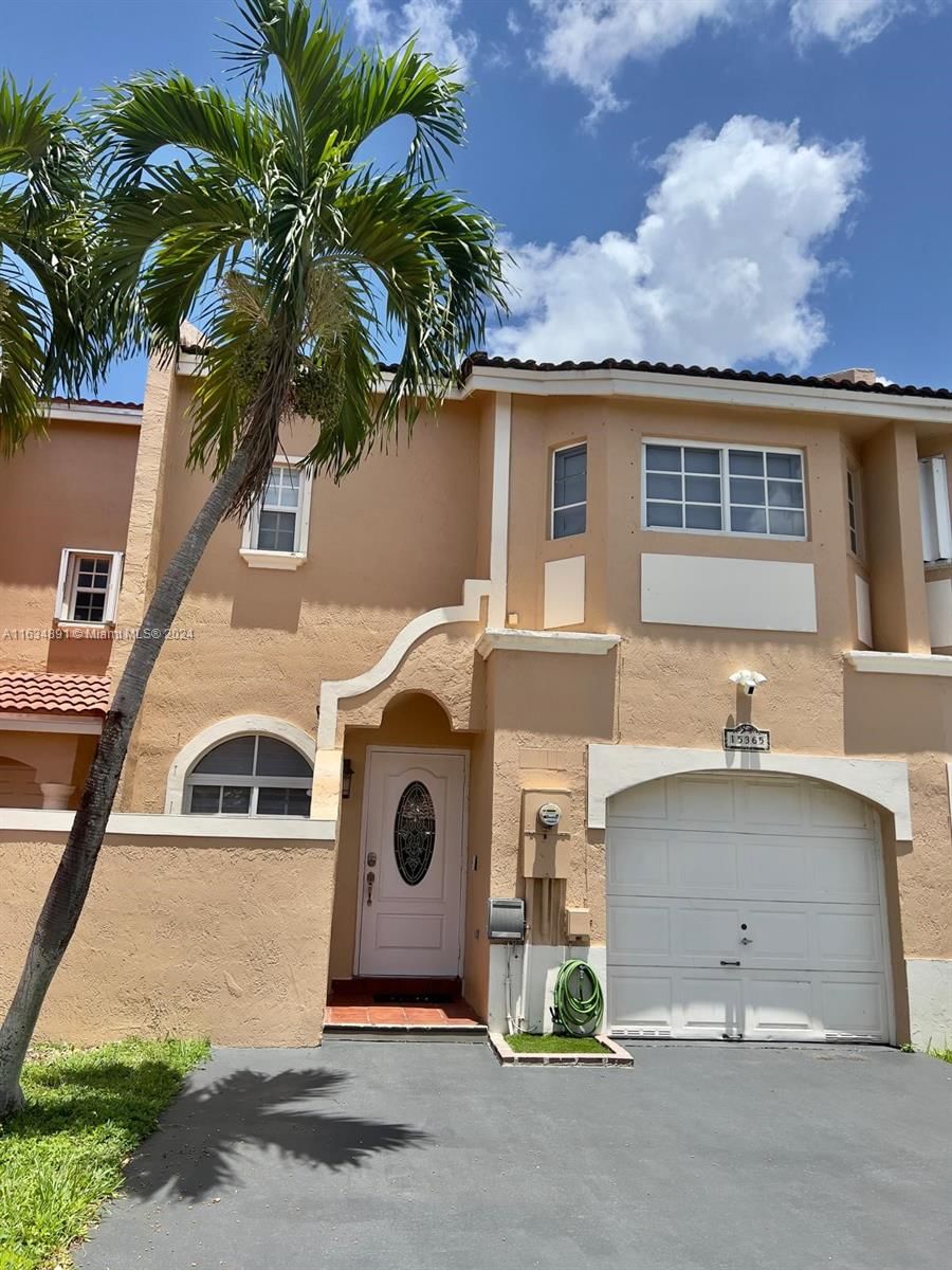 Real estate property located at 15365 36th Ter #15365, Miami-Dade, CARIBE LAKES PHASE I, Miami, FL