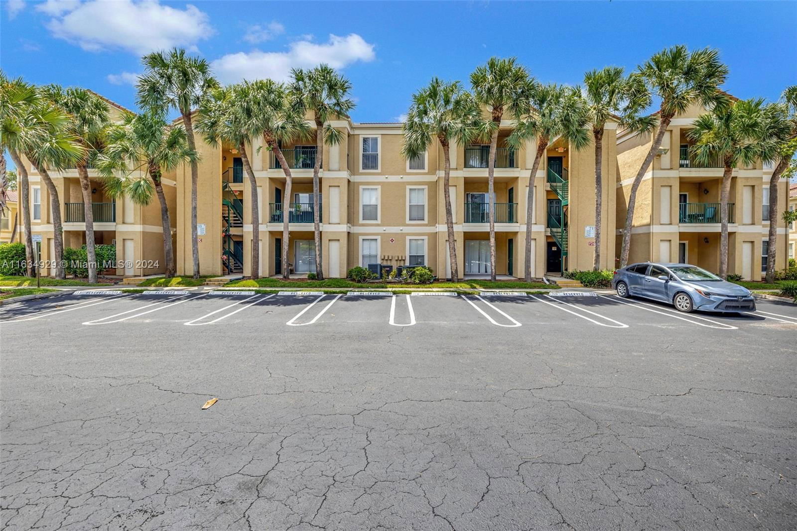 Real estate property located at 733 Riverside Dr #1213, Broward, SAVANNAH AT RIVERSIDE, Coral Springs, FL