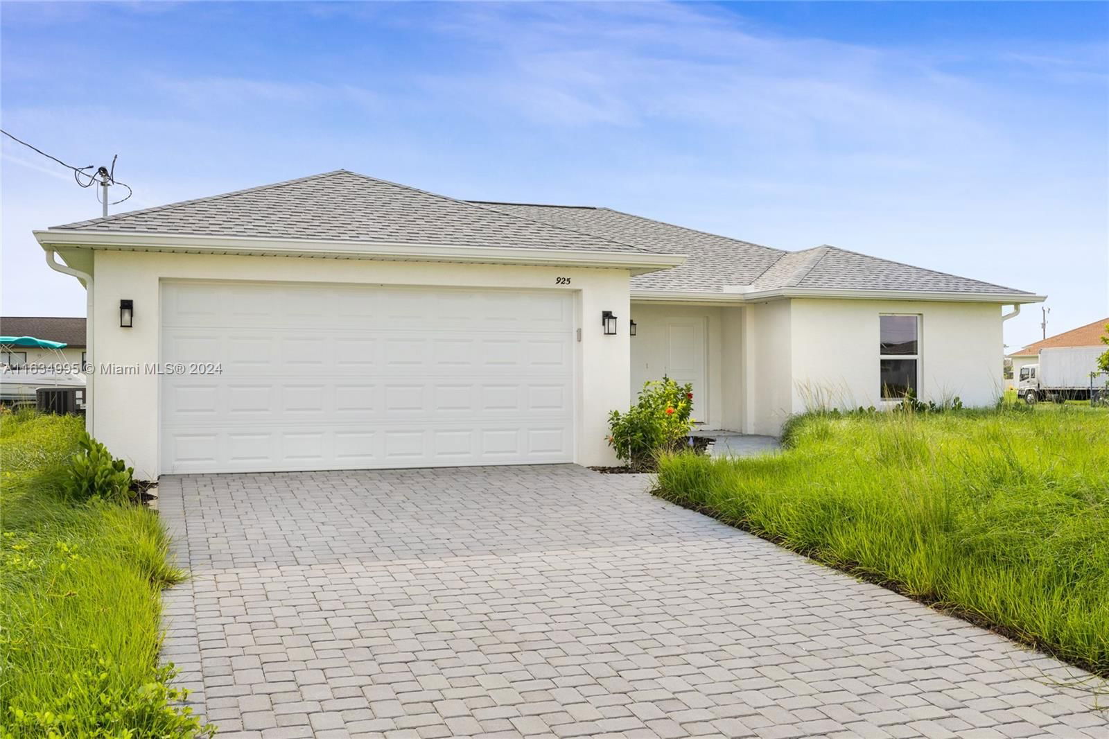 Real estate property located at 925 5th AVE, Lee, CAPE CORAL, Cape Coral, FL