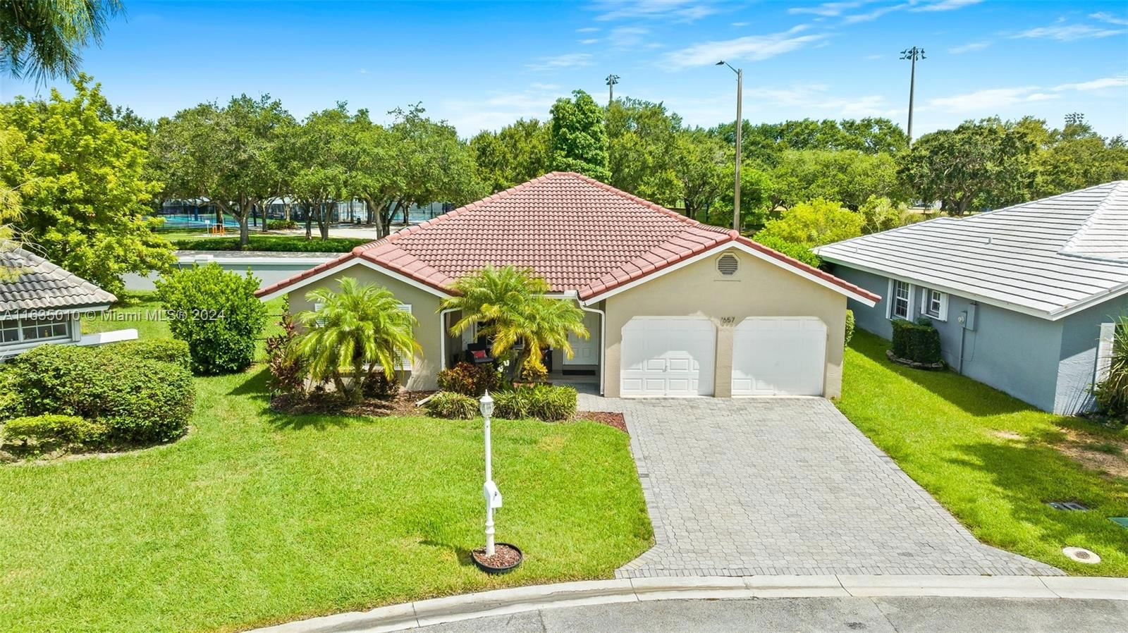 Real estate property located at 1657 106th Lane, Broward, SPRINGS HAMLET, Coral Springs, FL