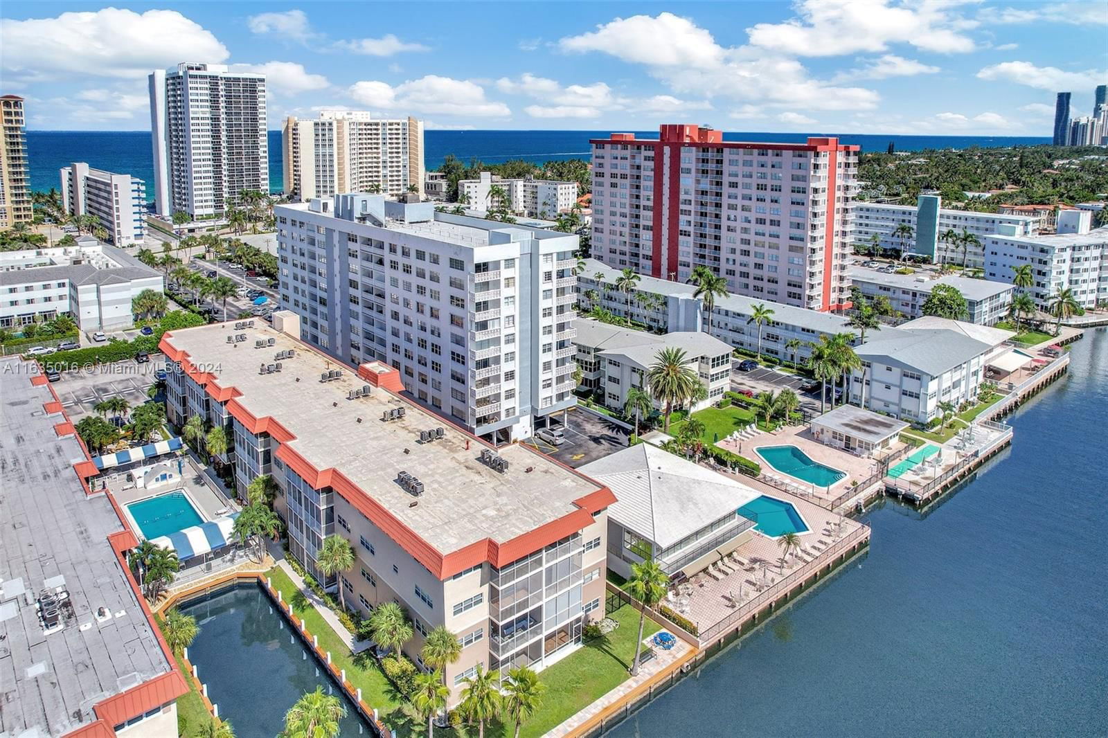Real estate property located at 3113 Ocean Dr #906, Broward, Ashleigh House Condo, Hallandale Beach, FL