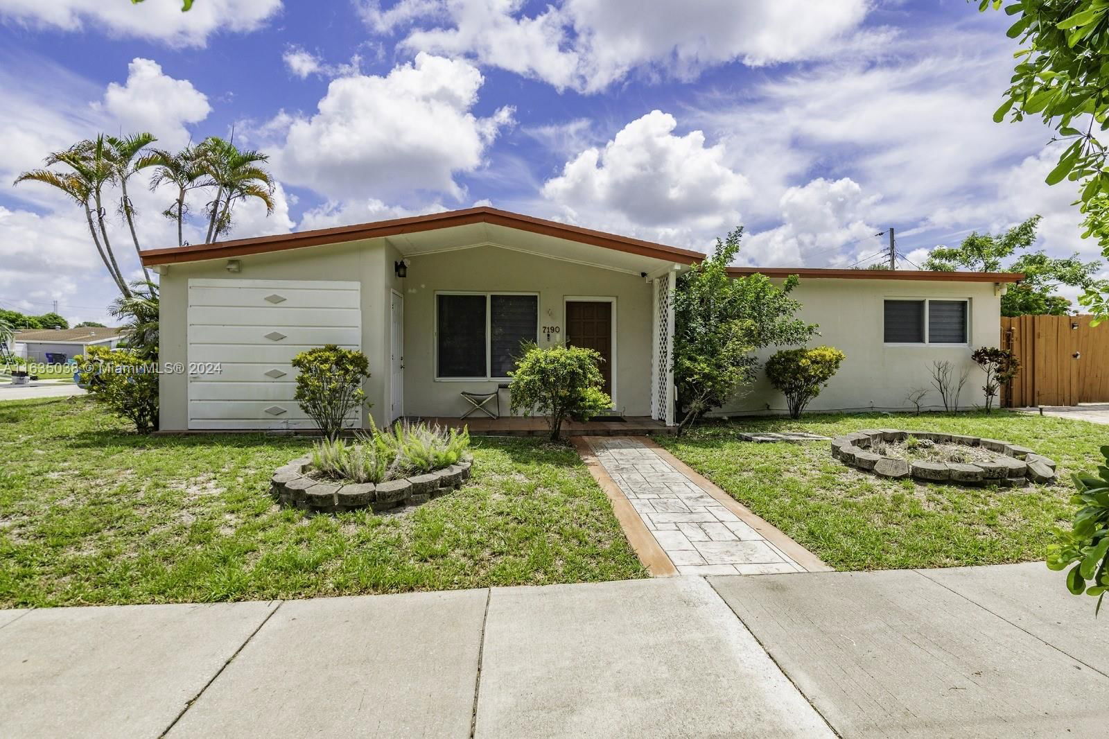 Real estate property located at 7190 Harding St, Broward, HERITAGE HOMES, Hollywood, FL