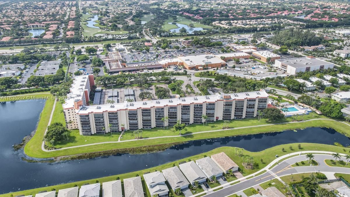 Real estate property located at 7380 Oriole Blvd #102, Palm Beach, HUNTINGTON TOWERS CONDO, Delray Beach, FL