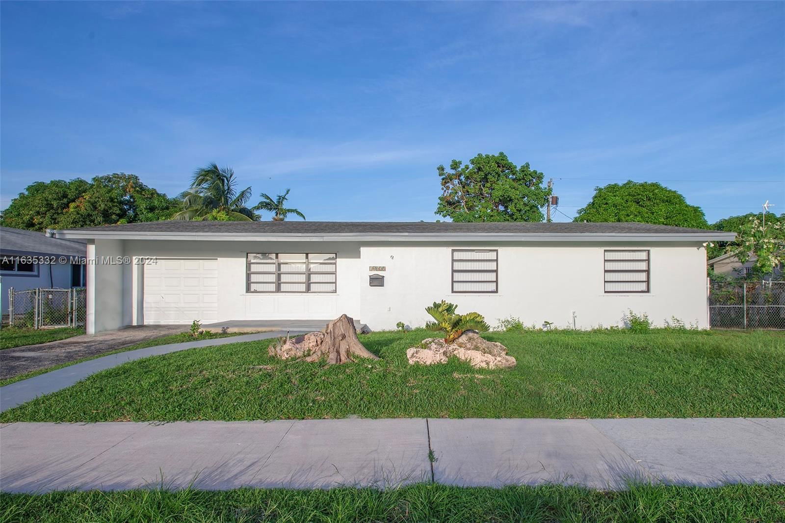 Real estate property located at 16025 101st Ave, Miami-Dade, FAIRWAY PARK SEC 1, Miami, FL