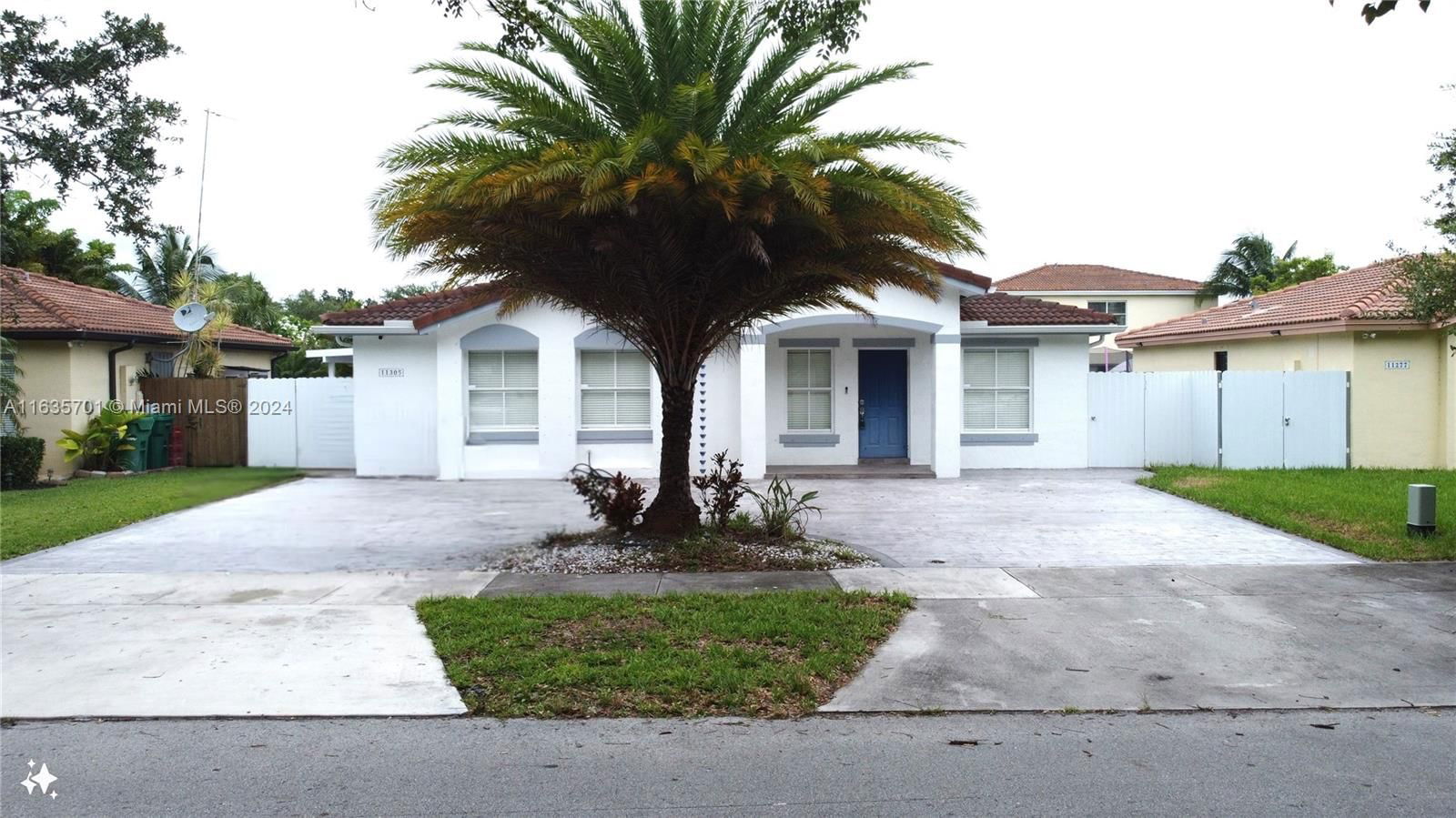 Real estate property located at 11305 246th St, Miami-Dade, MANGUS SUB SEC 1, Homestead, FL