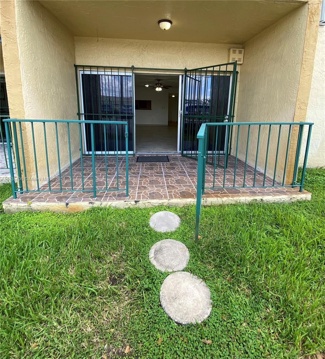 Real estate property located at 4525 20 AV #123, Miami-Dade, TOWERS OF WESTLAND CONDO, Hialeah, FL