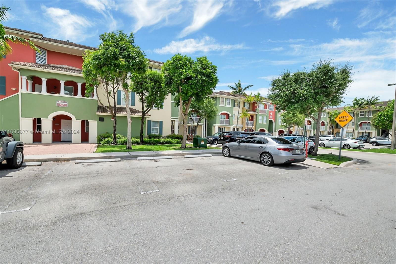 Real estate property located at 11002 83rd St #102, Miami-Dade, PROMENADE SHORES AT DORAL, Doral, FL