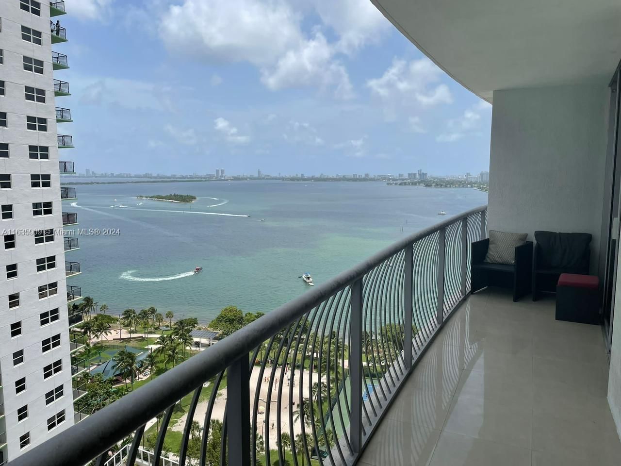 Real estate property located at 1750 Bayshore Dr #2305, Miami-Dade, OPERA TOWER CONDO, Miami, FL