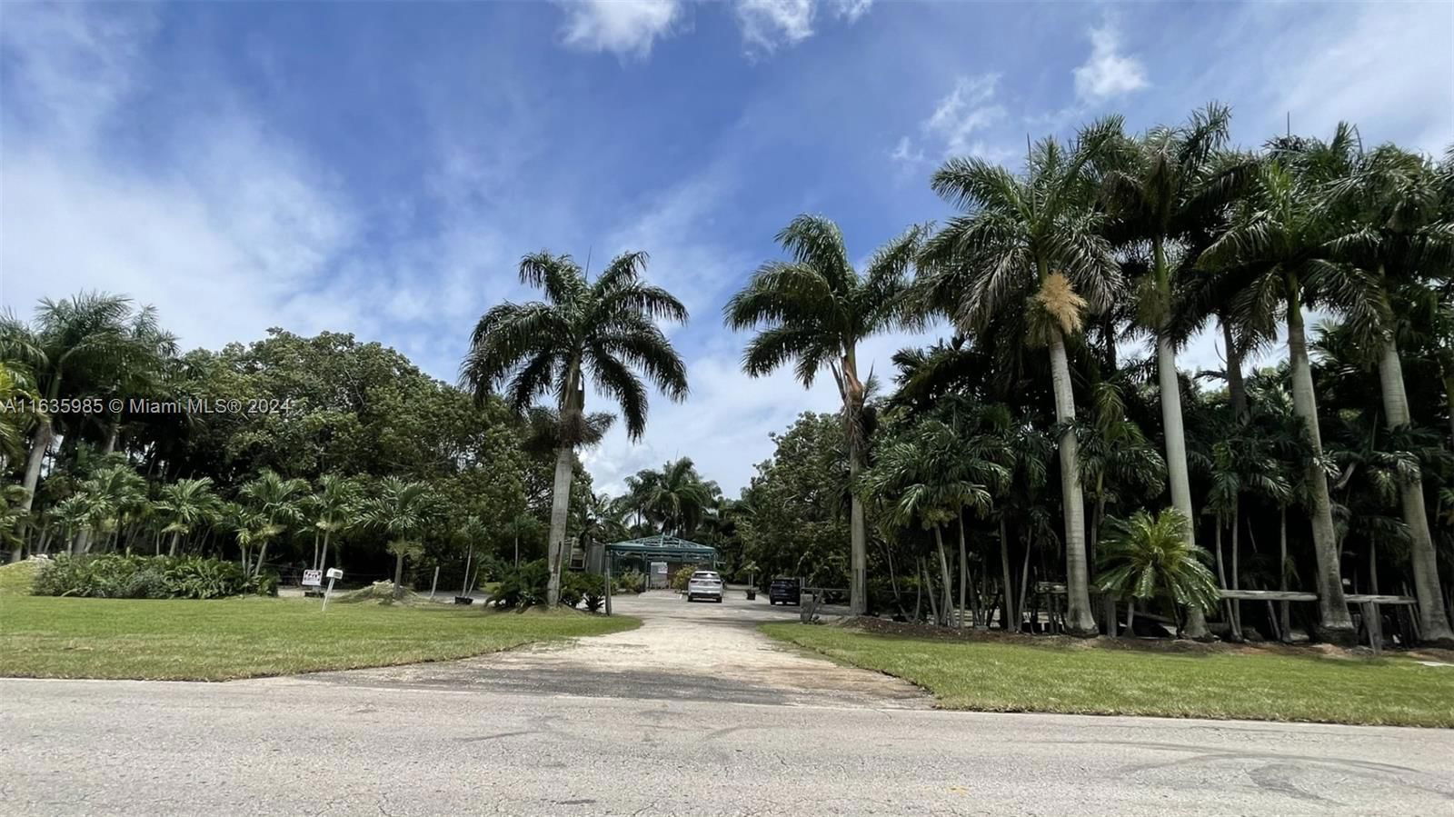 Real estate property located at 19355 320th St, Miami-Dade, Mowry, Homestead, FL