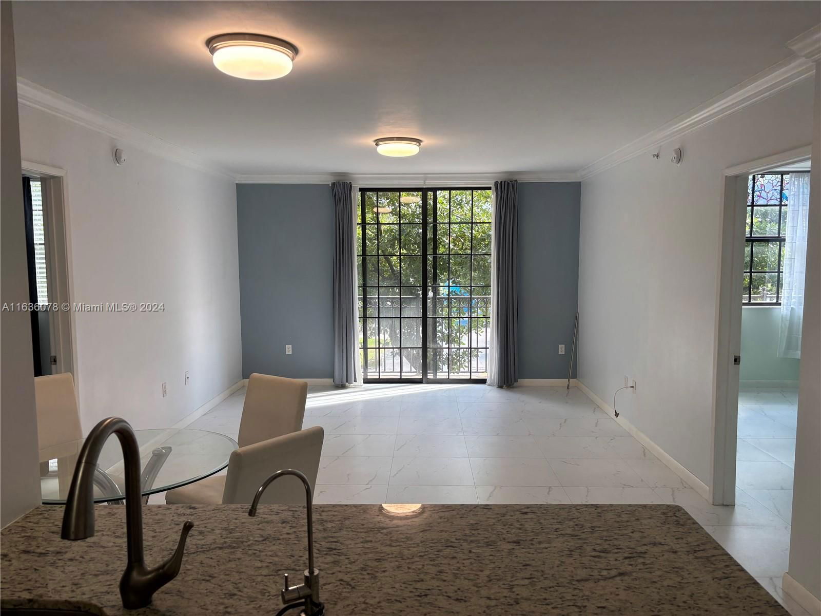 Real estate property located at 1900 Van Buren St #209B, Broward, REGENT PARK CONDO, Hollywood, FL