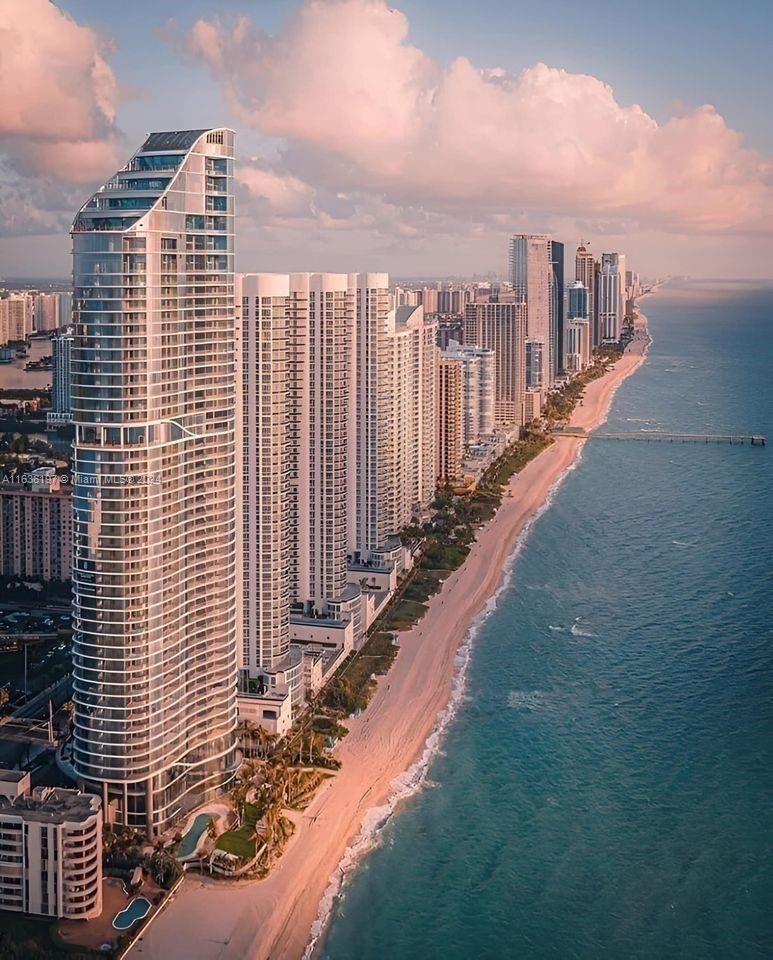 Real estate property located at 15901 Collins Ave #2407, Miami-Dade, TDR TOWER II CONDO, Sunny Isles Beach, FL