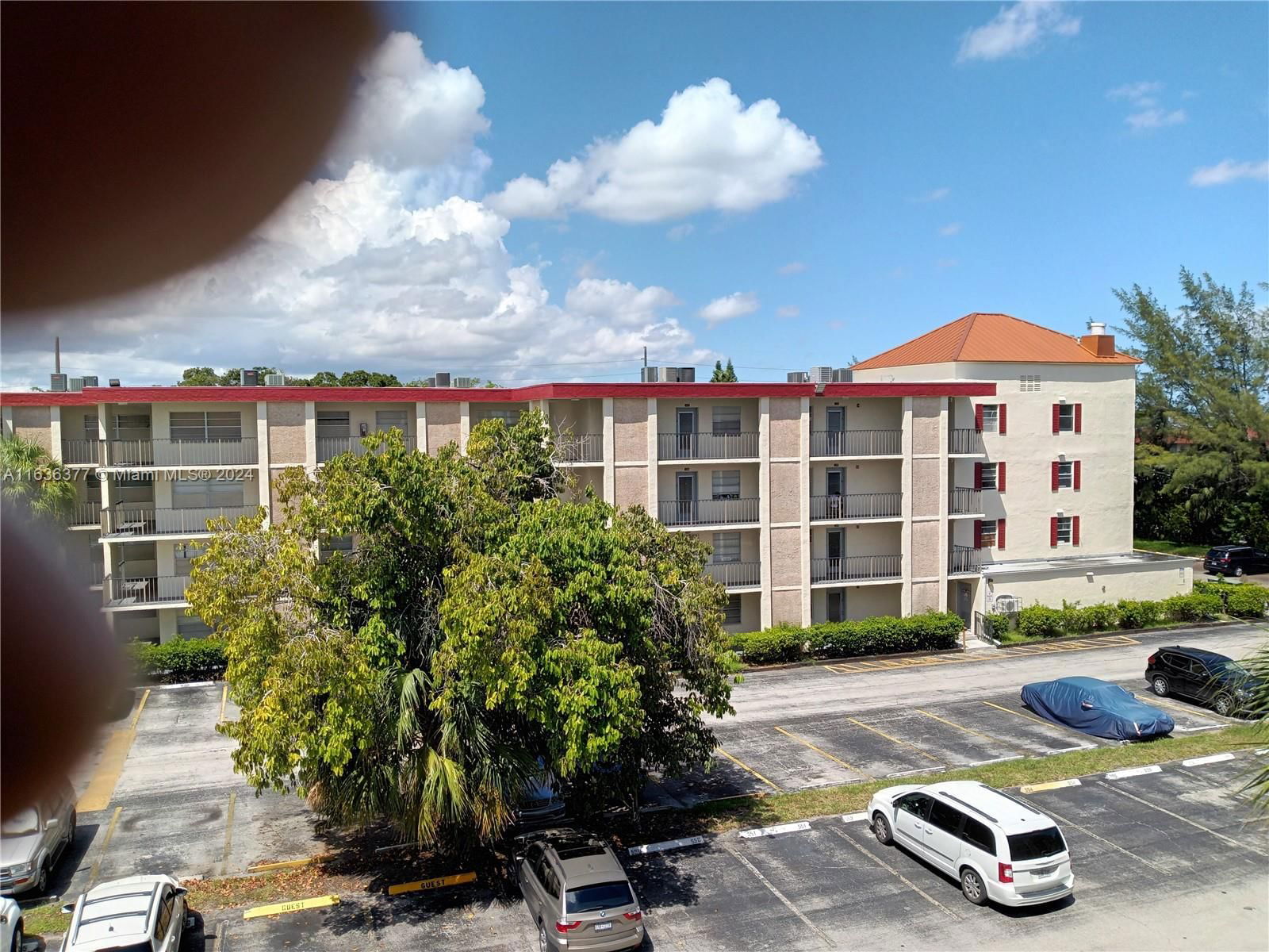 Real estate property located at 3001 48 AVENUE #338, Broward, CYPRESS CHASE, Lauderdale Lakes, FL