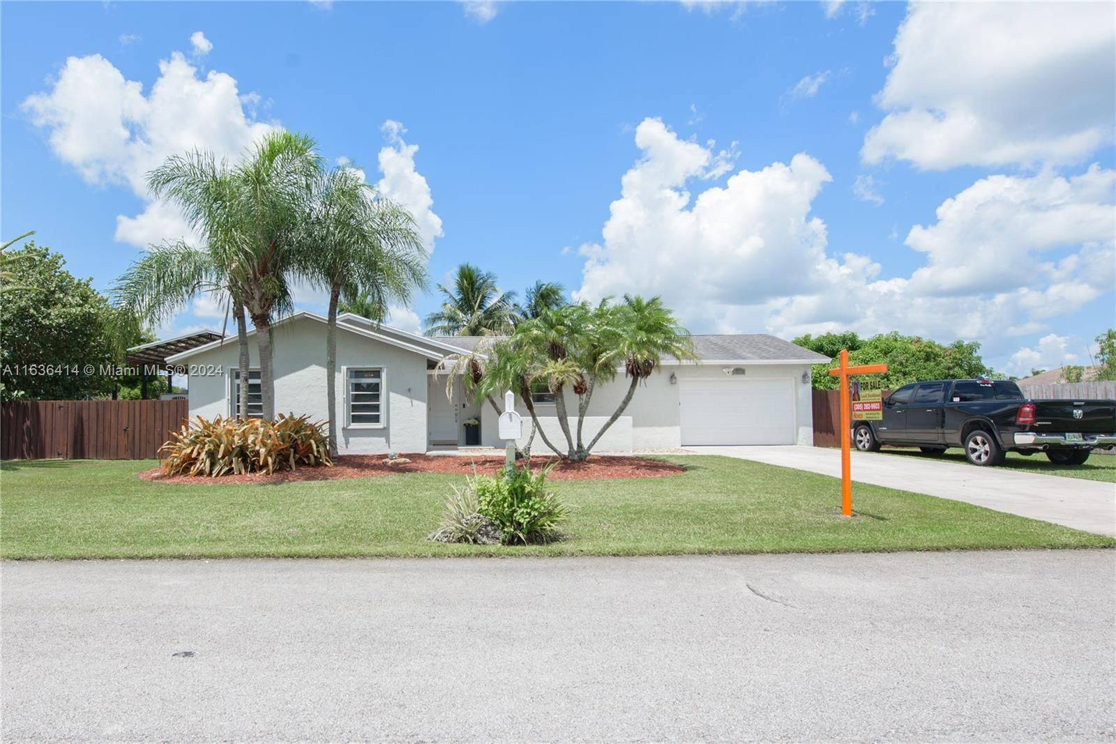 Real estate property located at 28220 158th Ave, Miami-Dade, WALDIN PARK ESTATES, Homestead, FL