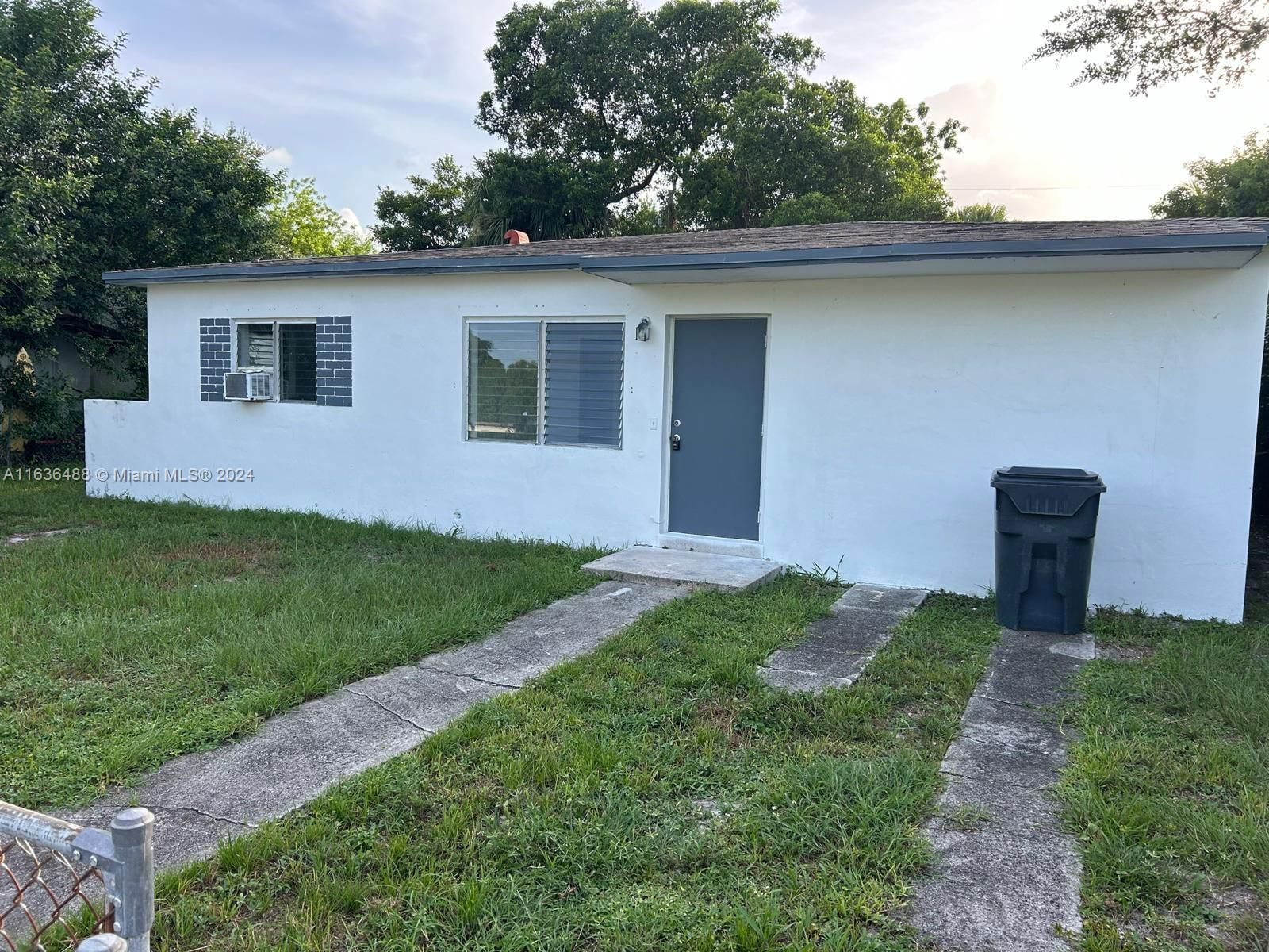 Real estate property located at 3730 43rd Ave, Broward, LAKE FOREST SEC 2, West Park, FL