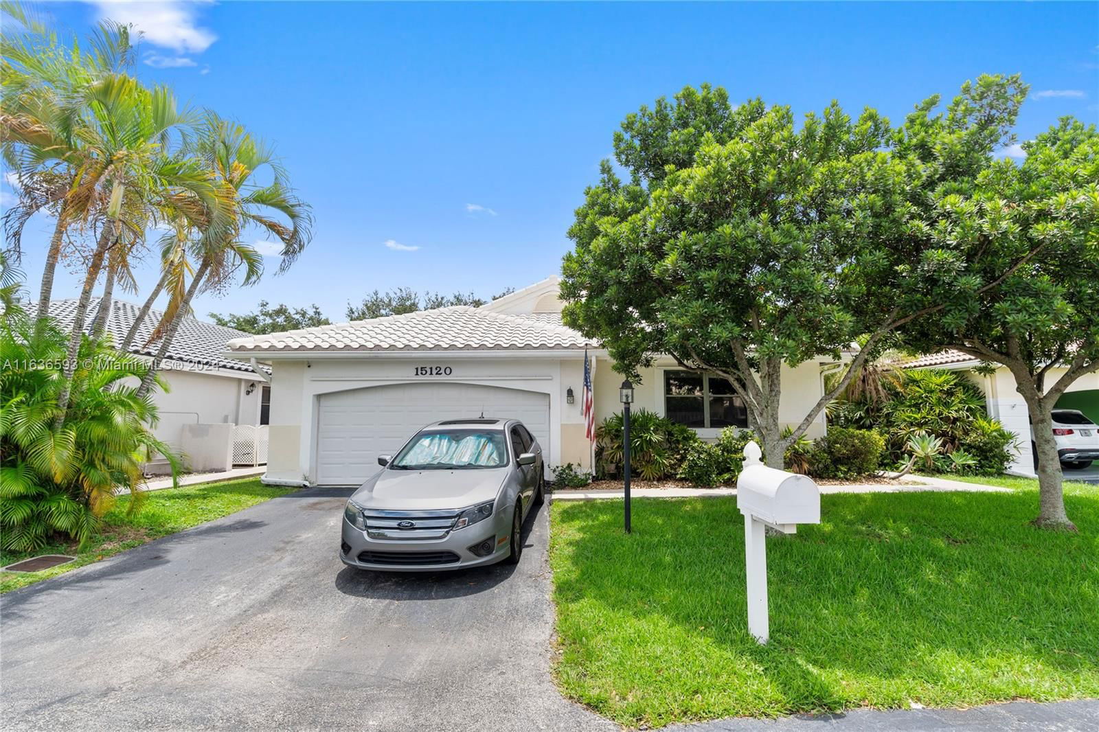 Real estate property located at 15120 Durham Ln, Broward, FALCONS LEA, Davie, FL