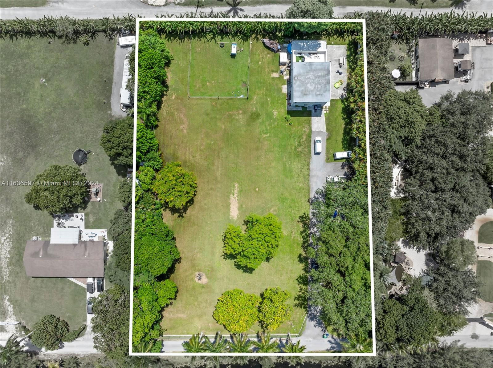 Real estate property located at 3401 128th Ave, Broward, EVERGLADES SUGAR & LAND C, Miramar, FL