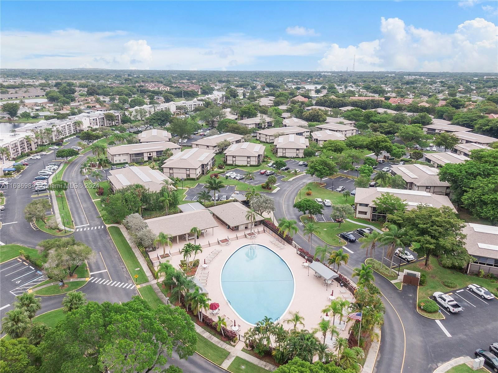 Real estate property located at 9677 Belfort Cir #312, Broward, Belfort Condominium O, Tamarac, FL