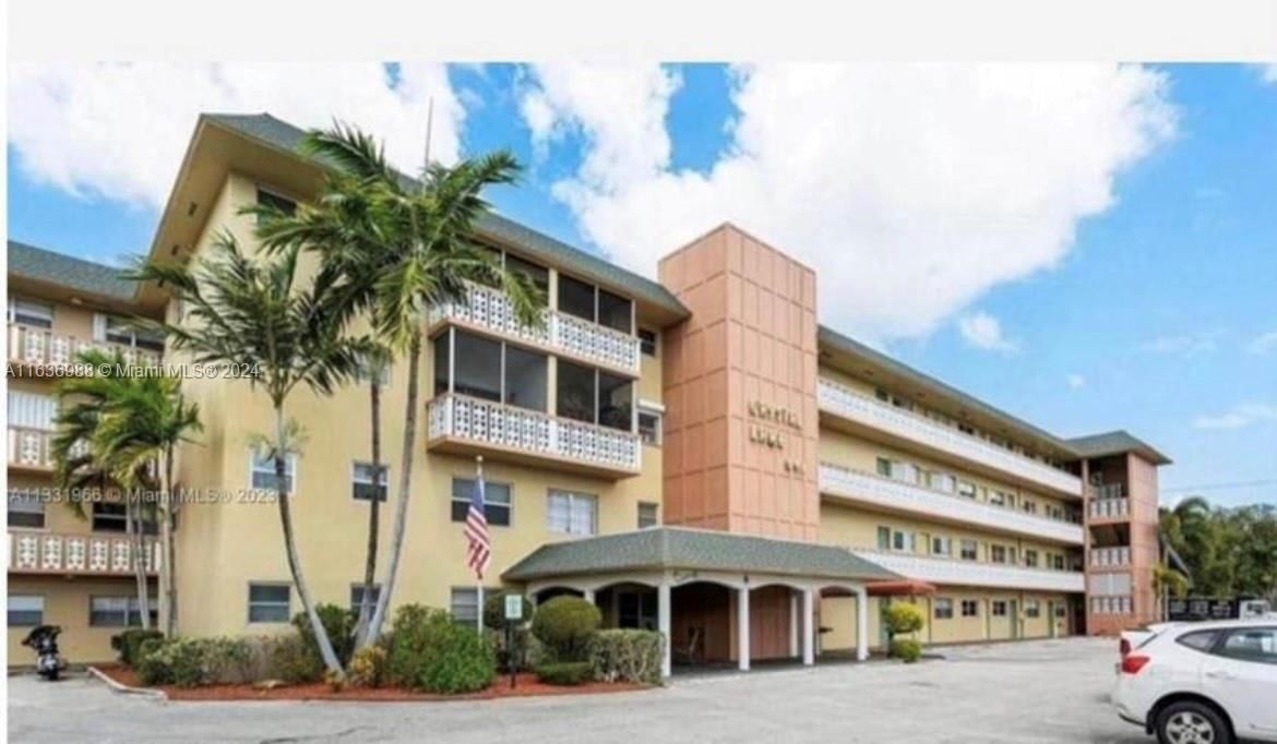 Real estate property located at 941 Crystal Lake Dr #111, Broward, CRYSTAL LAKE 941 CONDO, Deerfield Beach, FL