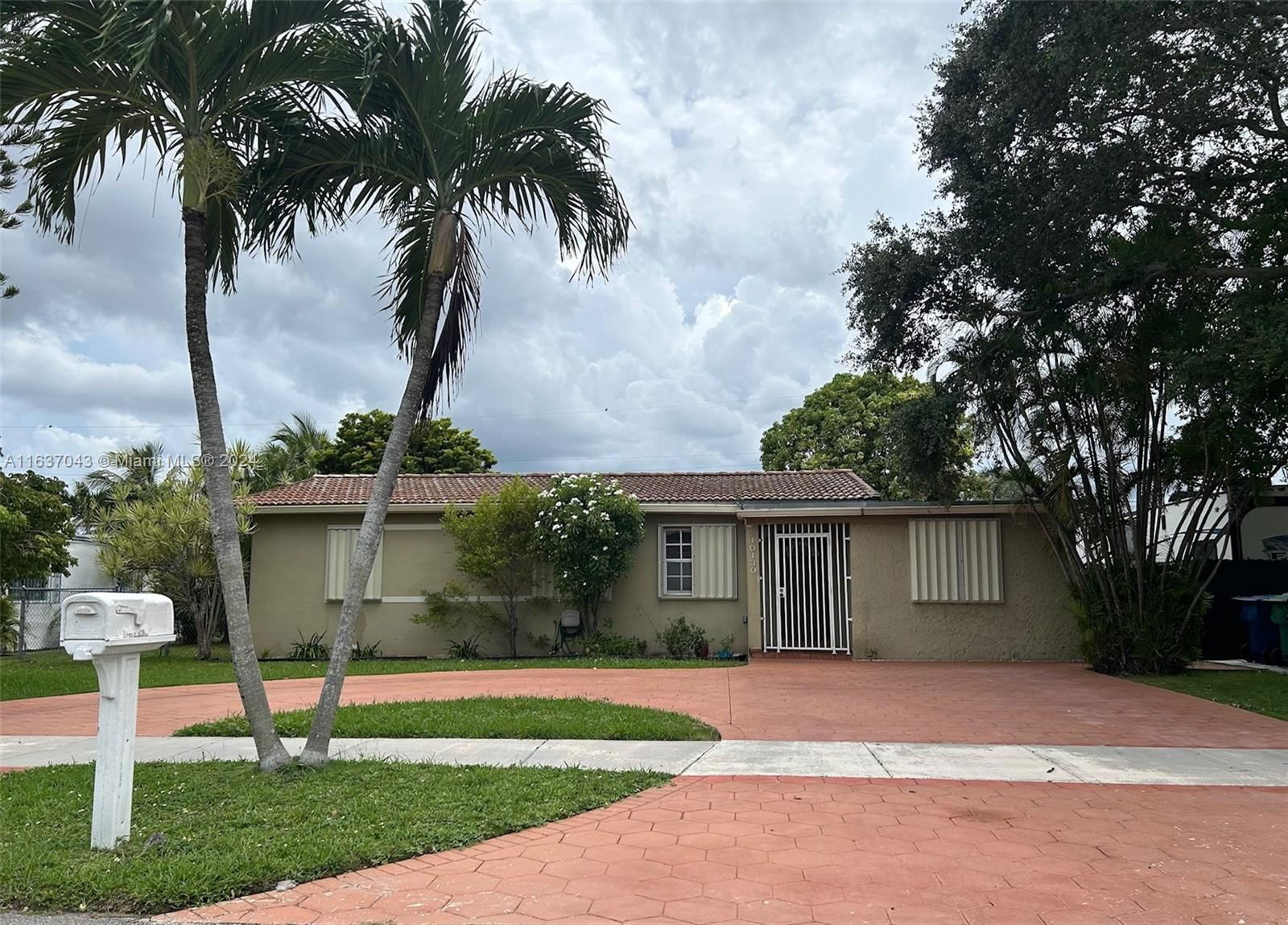 Real estate property located at 10130 37th Ter, Miami-Dade, RICH HEIGHTS, Miami, FL