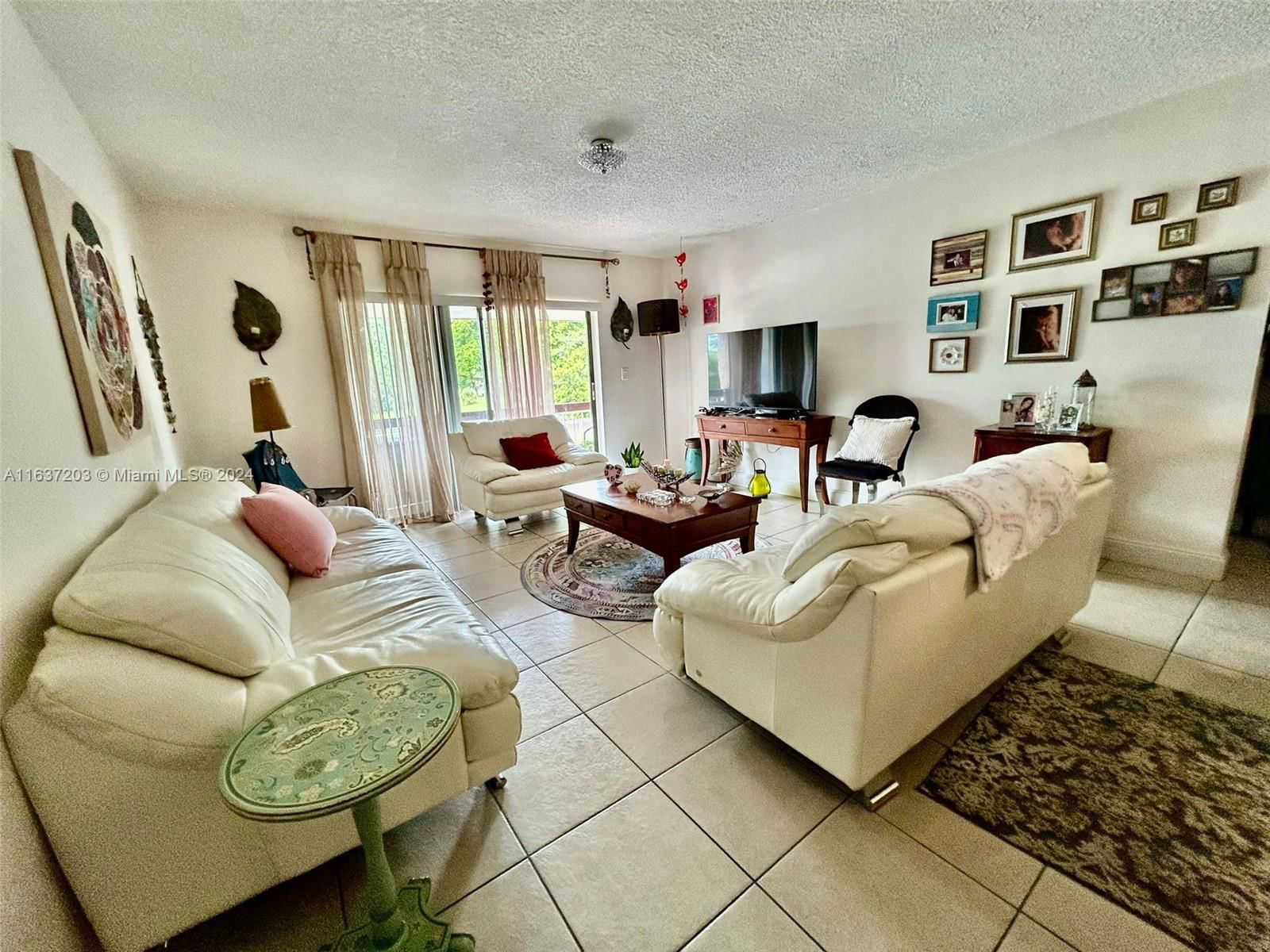 Real estate property located at 13781 66th St #221B, Miami-Dade, THE MEADOWS LAKE NORTH CO, Miami, FL