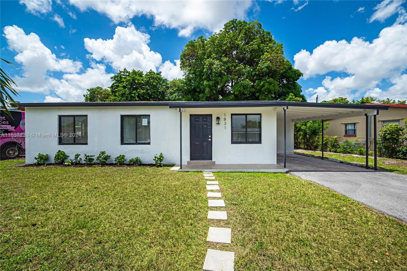 Real estate property located at 1831 33rd Ter, Broward, WESTWOOD PARK SEC 2, Lauderhill, FL