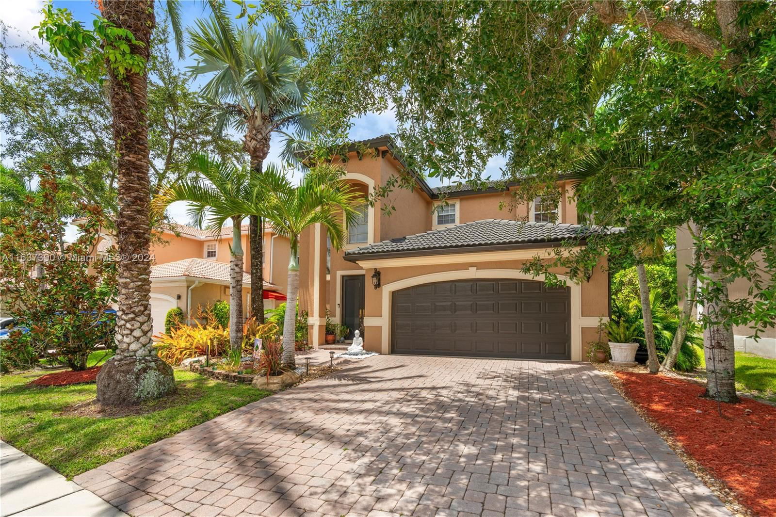 Real estate property located at 4929 Cypress Ln, Broward, CYPRESSES AT COCONUT CREE, Coconut Creek, FL