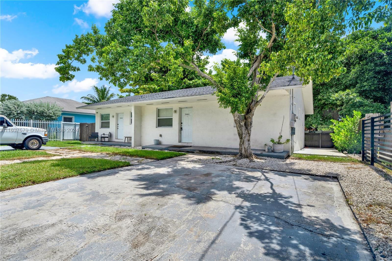 Real estate property located at 7981 12th Pl, Miami-Dade, CRESCENT HEIGHTS, Miami, FL