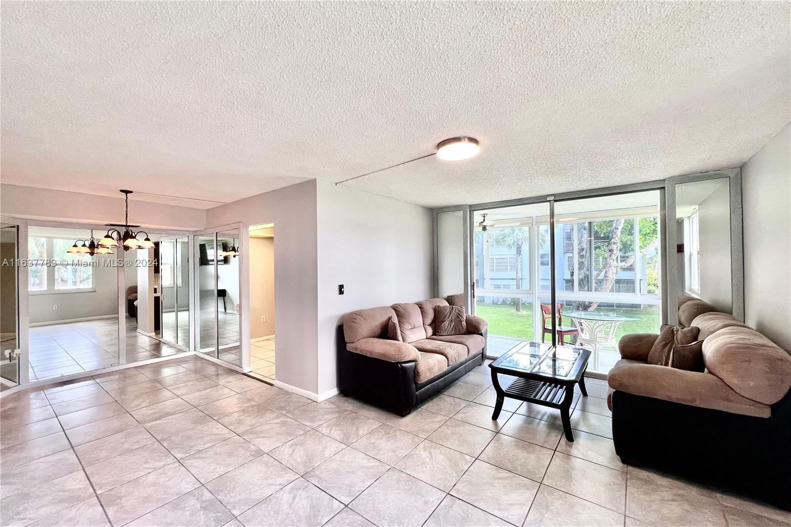 Real estate property located at 9201 Lime Bay Blvd #207, Broward, LIME BAY CONDOMINIUM 7, Tamarac, FL