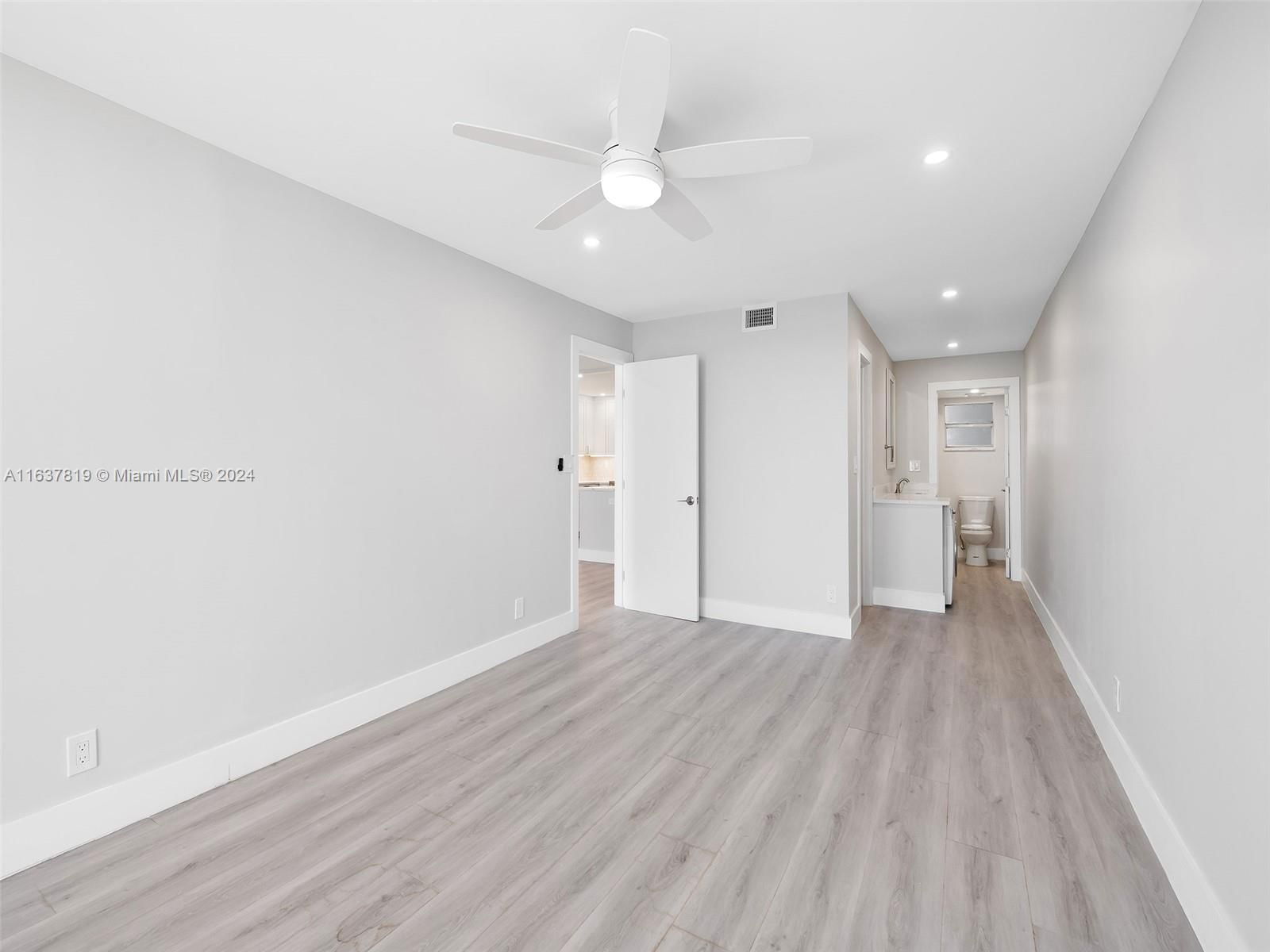 Real estate property located at 400 Surf Rd #1103, Broward, Edgewater Beach Towers Co, Hollywood, FL