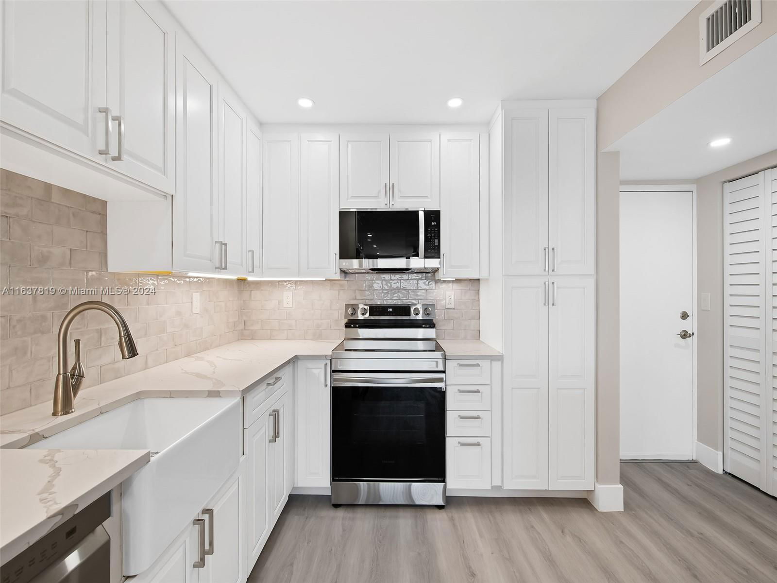 Real estate property located at 400 Surf Rd #1103, Broward, Edgewater Beach Towers Co, Hollywood, FL