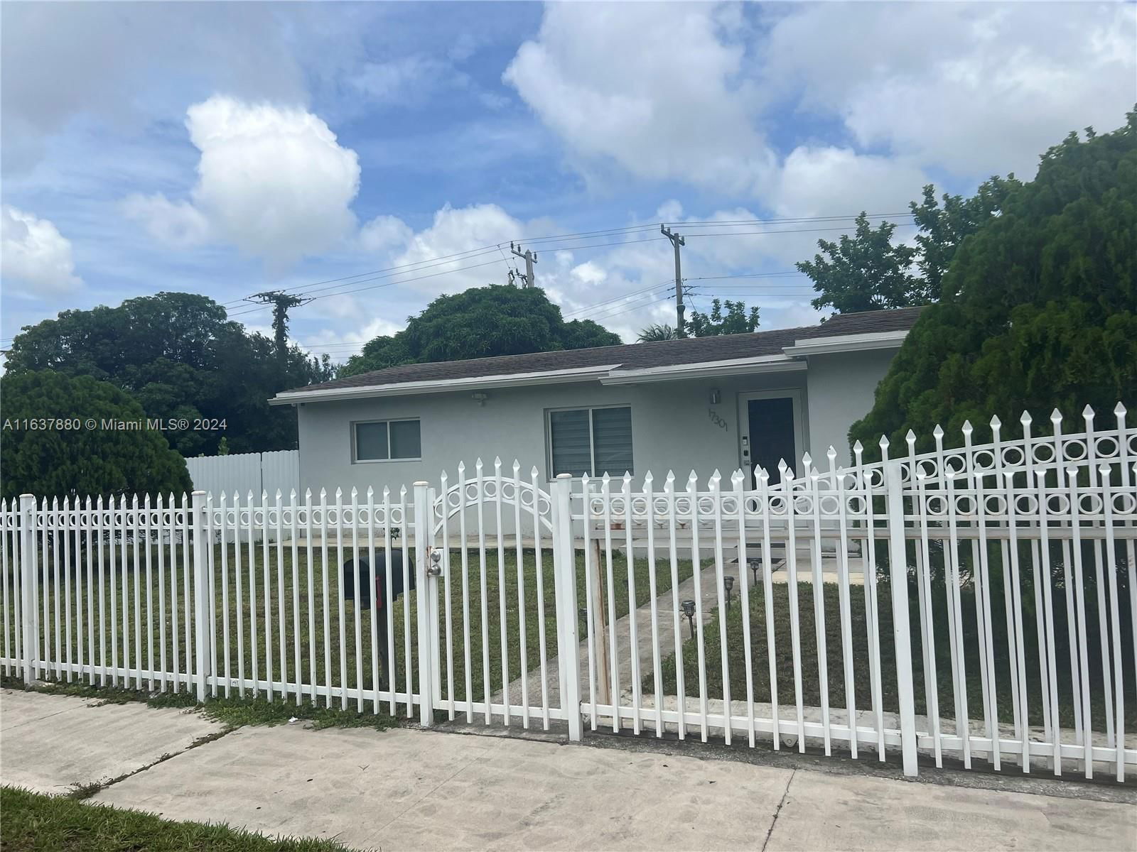 Real estate property located at , Miami-Dade, MYRTLE GROVE, Miami Gardens, FL