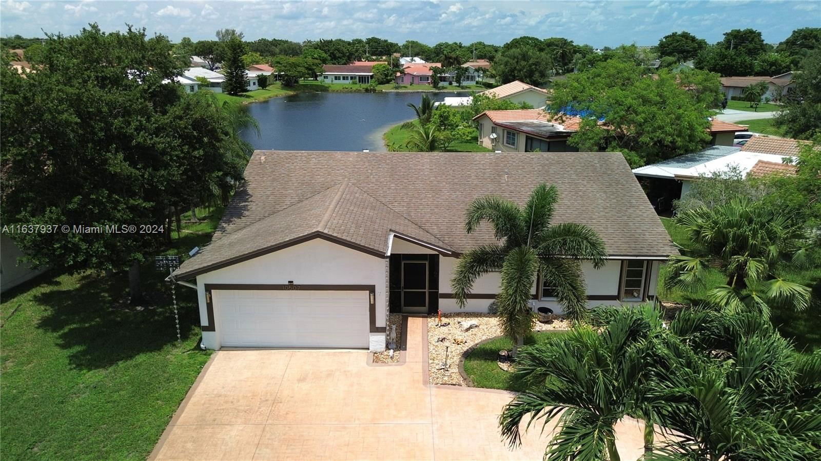 Real estate property located at 10507 70th St, Broward, WESTWOOD COMMUNITY 7, Tamarac, FL