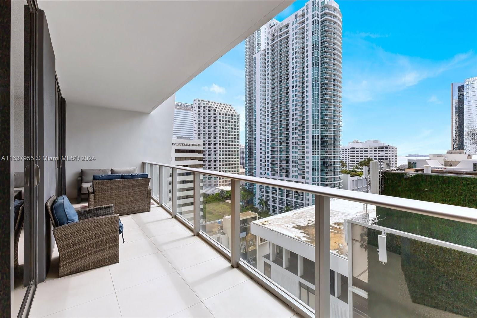 Real estate property located at 1010 Brickell Ave #1602, Miami-Dade, 1010 BRICKELL CONDO, Miami, FL