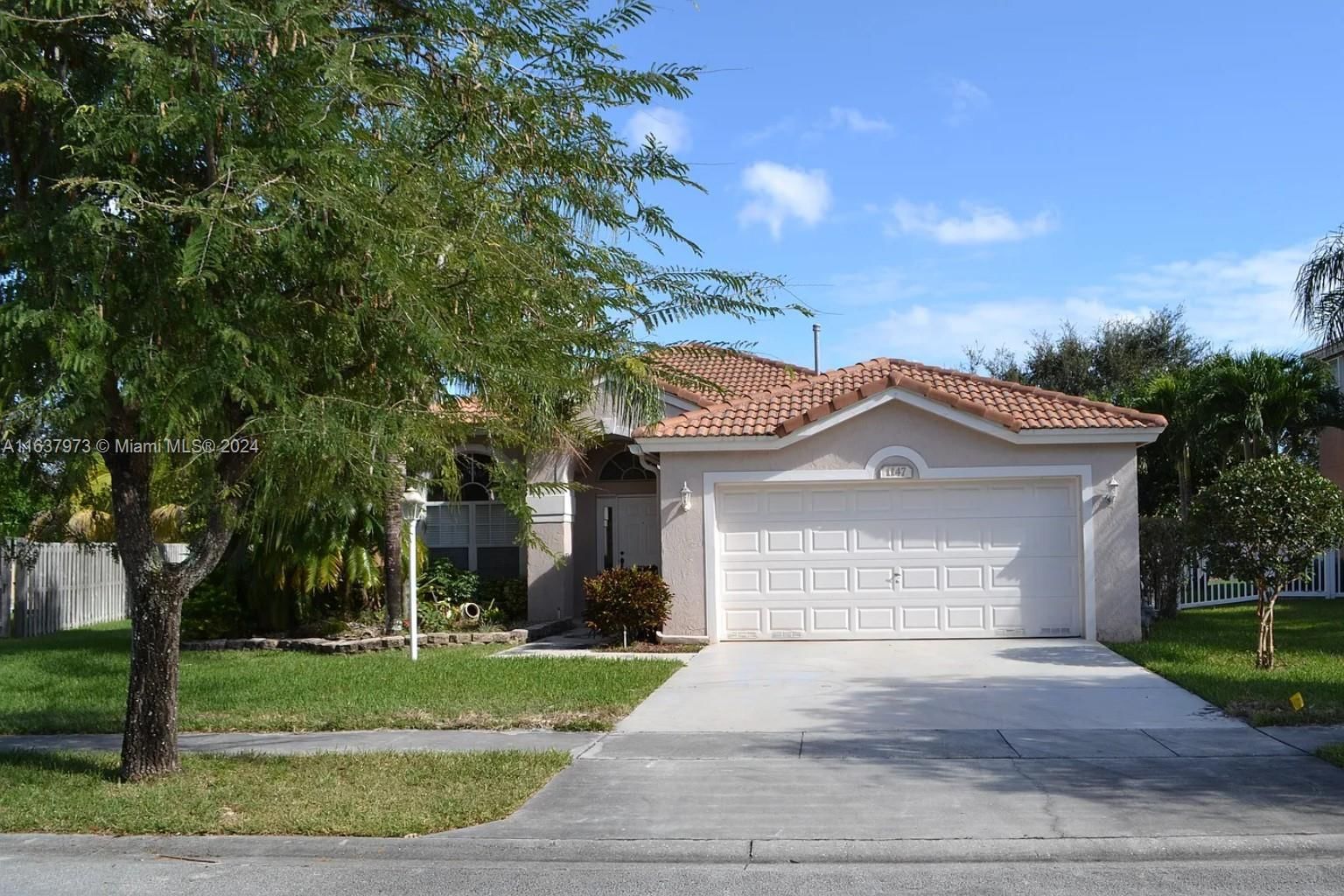 Real estate property located at 1147 133rd Ave, Broward, PEMBROKE FALLS PHASE 2, Pembroke Pines, FL